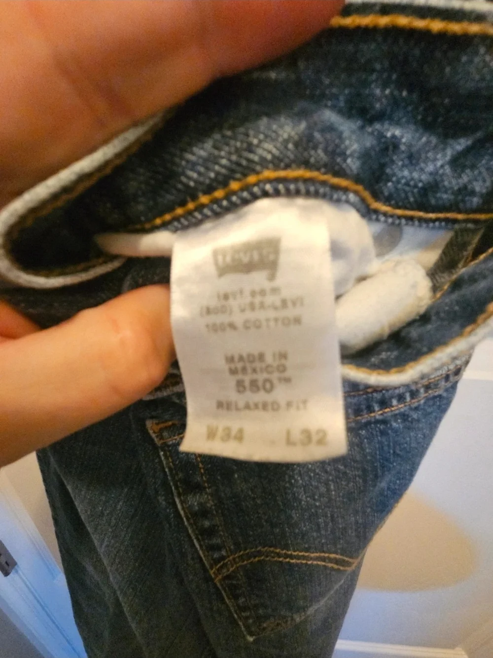 Levi's Men's Dark Blue Relaxed Fit Jeans